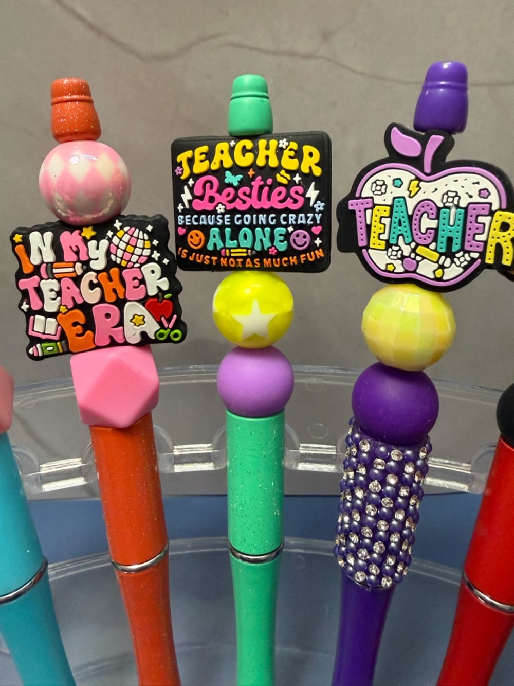 🩷New Colorful Teacher-Themed Beaded Pens - Picture 3 of 4